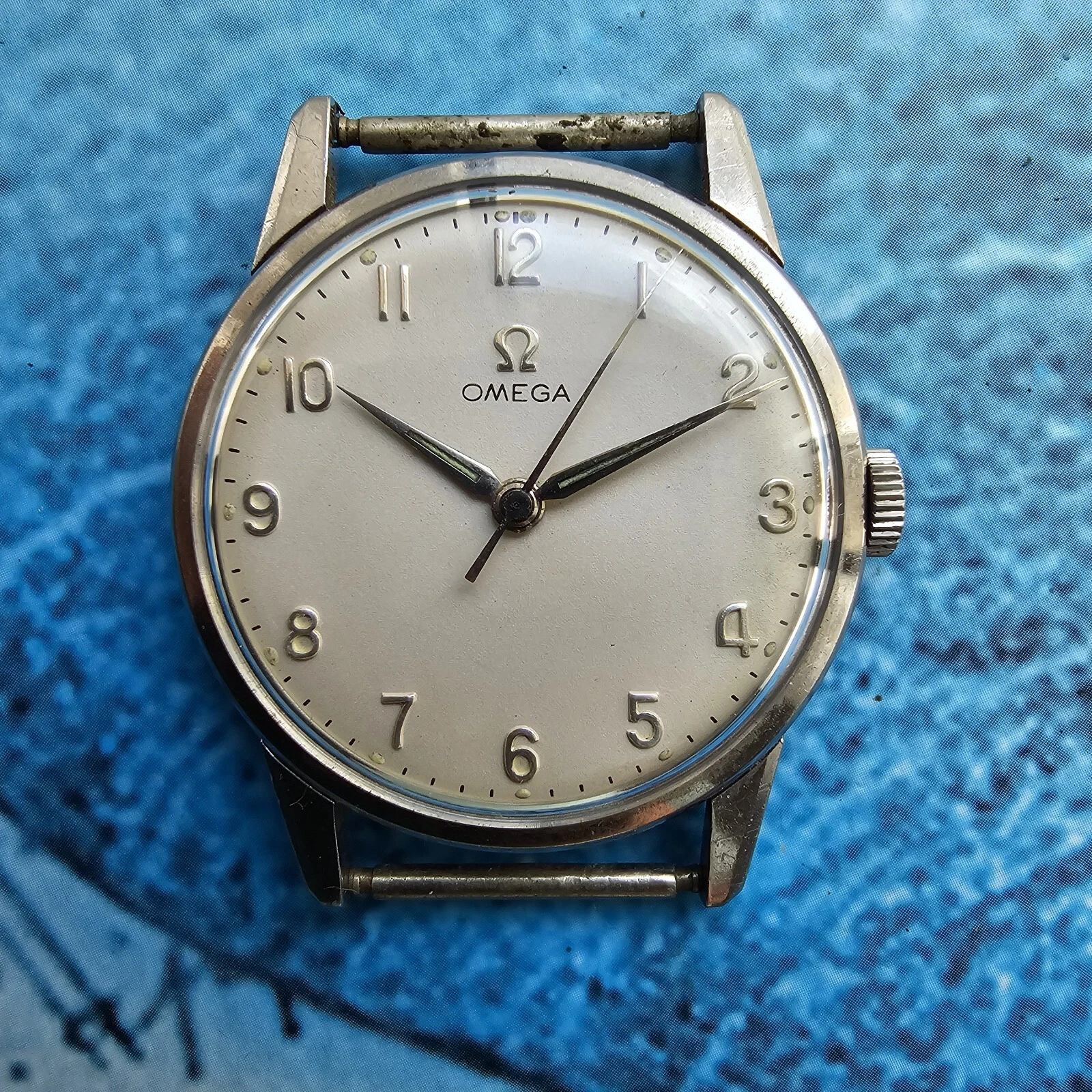 Omega — Vintage Omega Hand-Winding Men's Watch Cal 285