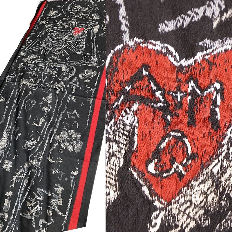 Alexander McQueen — NEW $1,020 ALEXANDER MCQUEEN Black Wool Blend SKELETON GRAFFTI HEART Stole SCARF