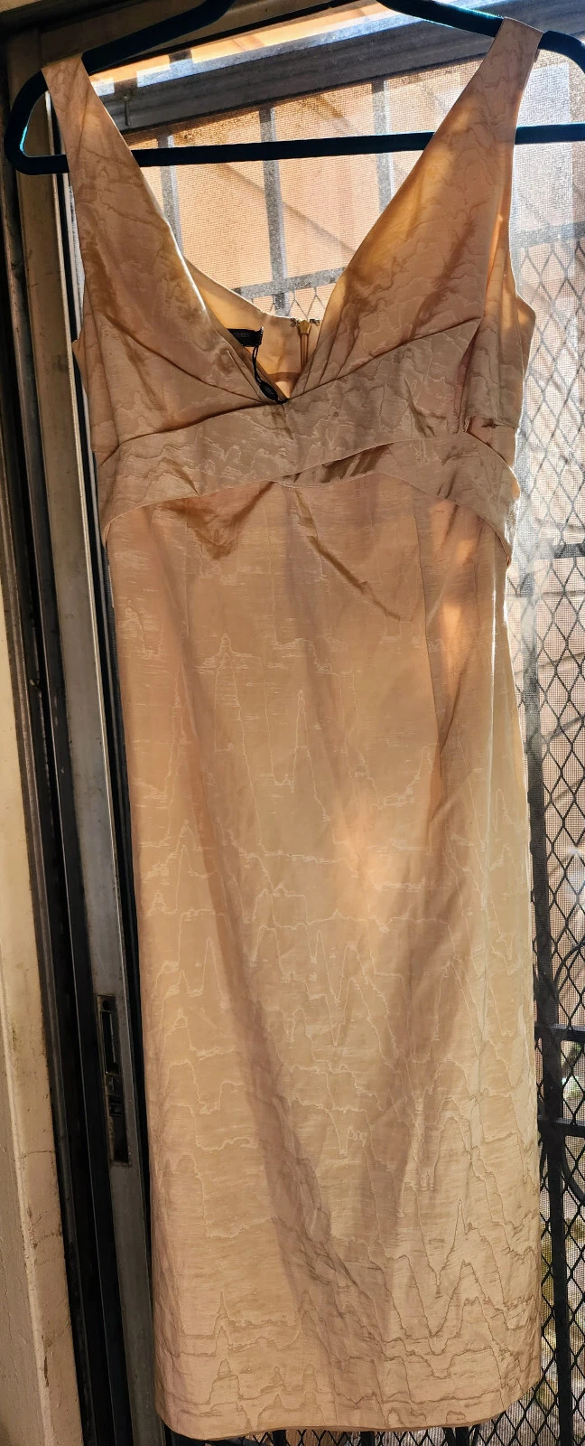 Alexander McQueen — Alexander McQueen Sleeveless Dress made in Italy, Tan / Gold. Size 40