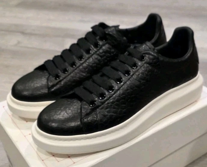 Alexander McQueen — Alexander McQueen Grainy Leather Oversized Larry Sneakers, Size 13US